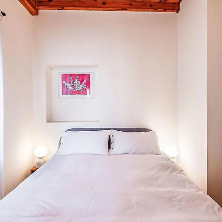 Ioannis By Interhome *
